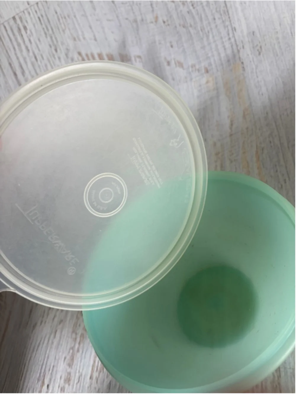 Tupperware Green Wonderlier Bowl with White Lid One Size